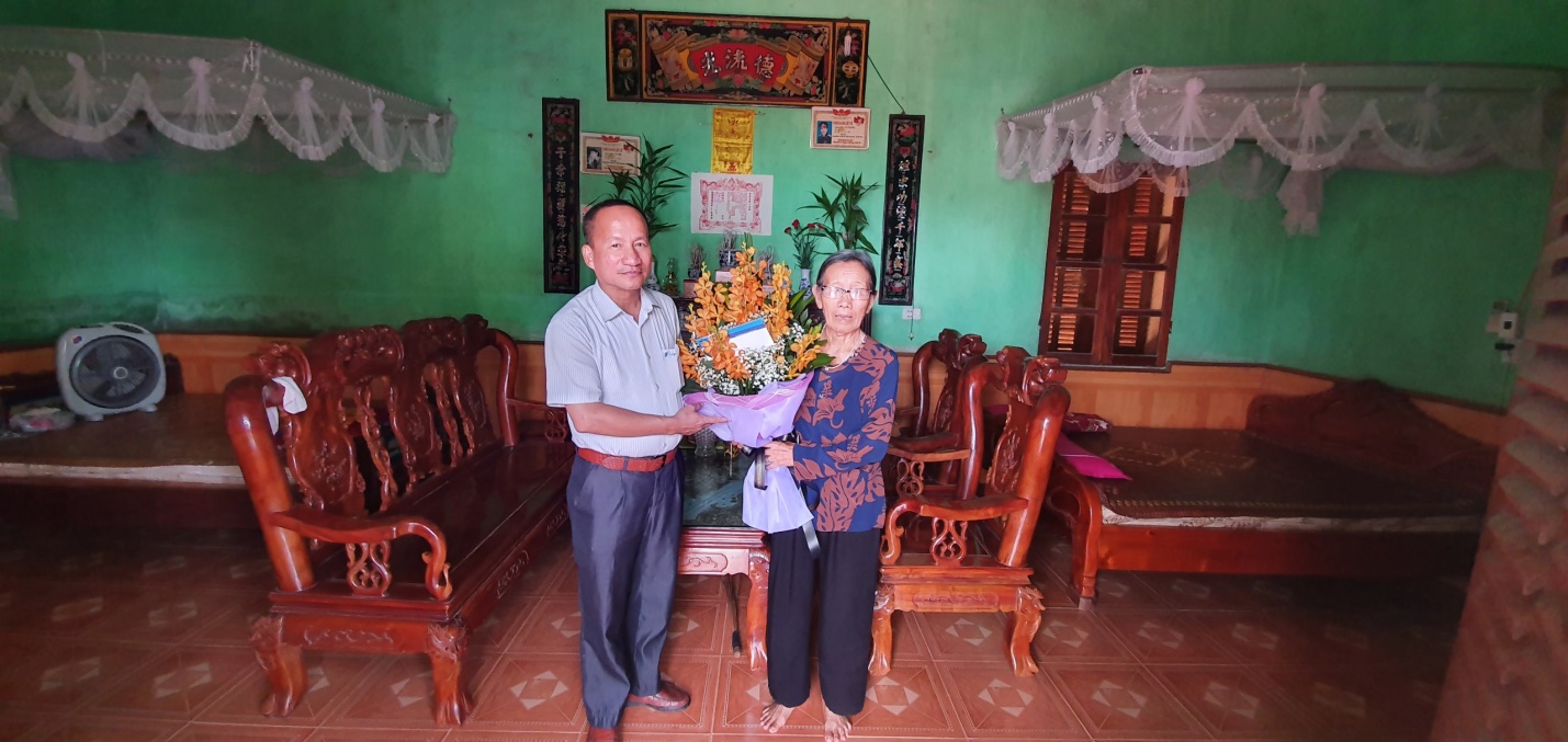 VNPT địa bàn Bắc Giang tổ chức nhiều hoạt động thăm hỏi, tri ân các đối tượng chính sách, người có công nhân ngày 27/7 VNPT địa bàn Bắc Giang tổ chức nhiều hoạt động thăm hỏi, tri ân các đối tượng chính sách, người có công nhân ngày 27/7
